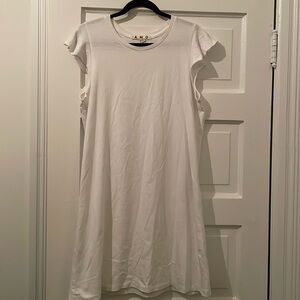 Casual white cotton t-shirt dress